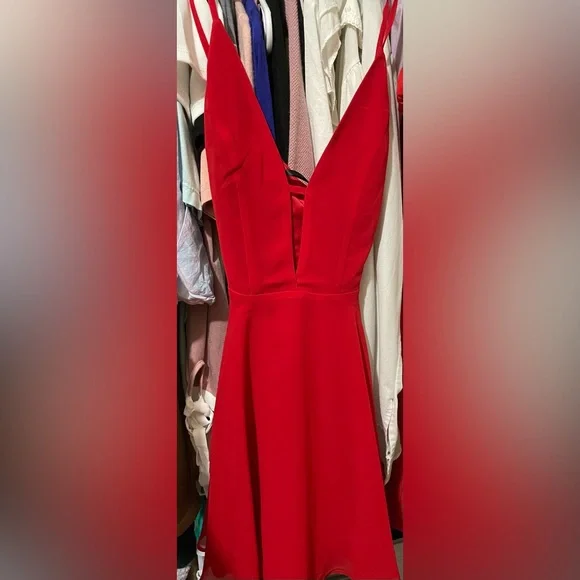 Cross back GGT dress| size 0 - Picture 3 of 5